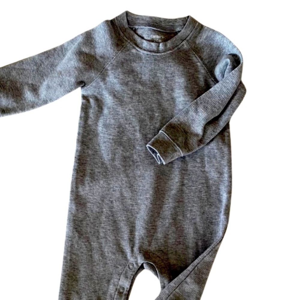 Carters Baby Gray Long Sleeve Jumpsuit 24 MO (1 Pc) Never worn Soft Waffle Knit